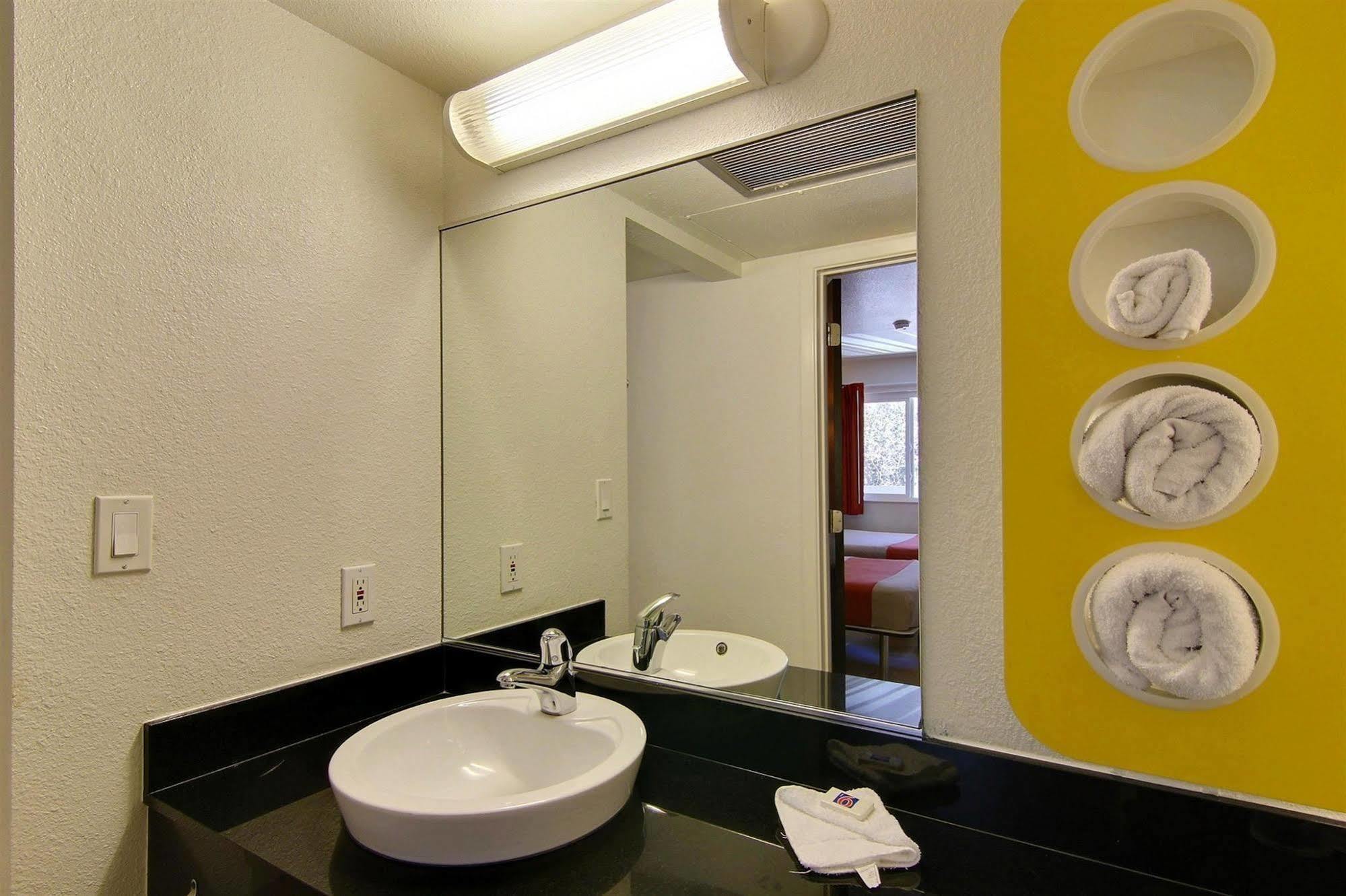 Motel 6-Carpinteria, Ca - Santa Barbara - South Zewnętrze zdjęcie